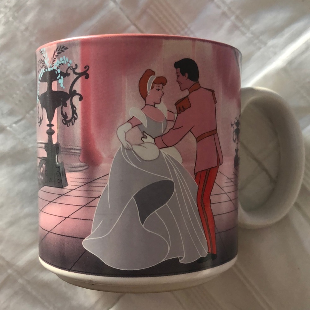 Vintage Retired Walt Disney Cinderella Castle Mug Cup Coffee Made in Japan